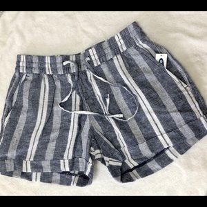💥3/$20💥 Women’s Linen Blend Short